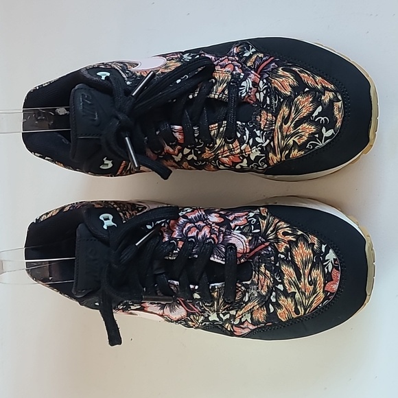 Nike AIR MAX 1 Heritage SPRING MIX Black Floral  Women's Size 7 Rare - Picture 2 of 14
